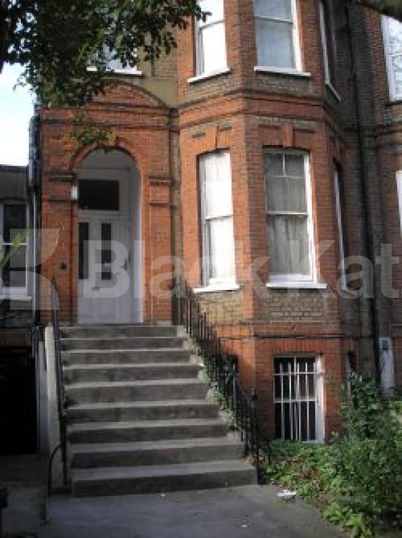 			2 Bedroom, 1 bath, 1 reception Flat			 Fellows Road, SWISS COTTAGE NW3